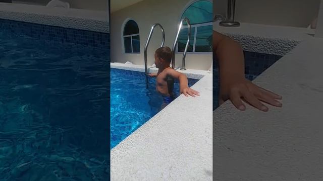 бассейн 14 июня смотреть онлайн