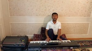 рамазони нур  ашк як лахза ба мижгон бор аст