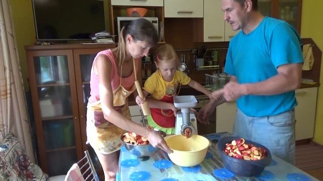 Повидло из яблок ранеток приготовить на зиму как сделать густое готовим вместе с мамочкой и дочкой