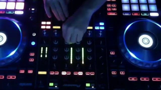 DJ RAFKIE RAKE 11 AGUSTUS 2018 QUEEN CLUB PEKANBARU смотреть онлайн