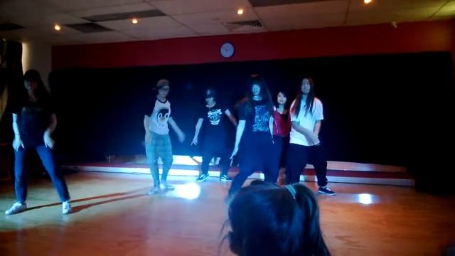 K pop Dance Moddi смотреть онлайн