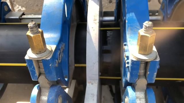 How to do a butt welding with George Fischer device on PE 100 SDR 11 DN 180 pipe for gas смотреть онлайн