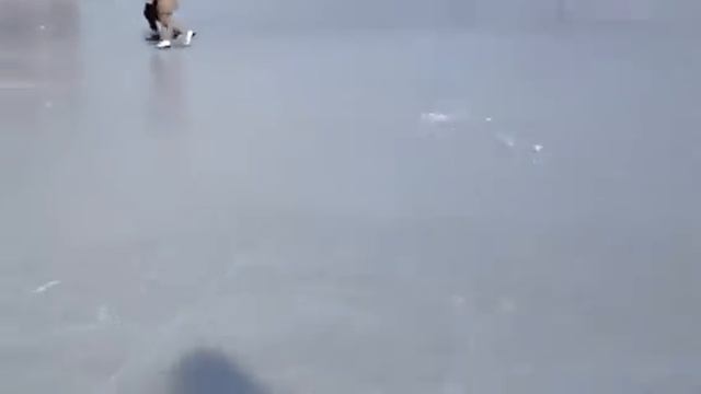 На коньках в Астане смотреть онлайн
