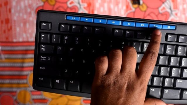 Logitech MK275 Wireless Keyboard And Mouse  Unboxing And Hands On Review Hindi