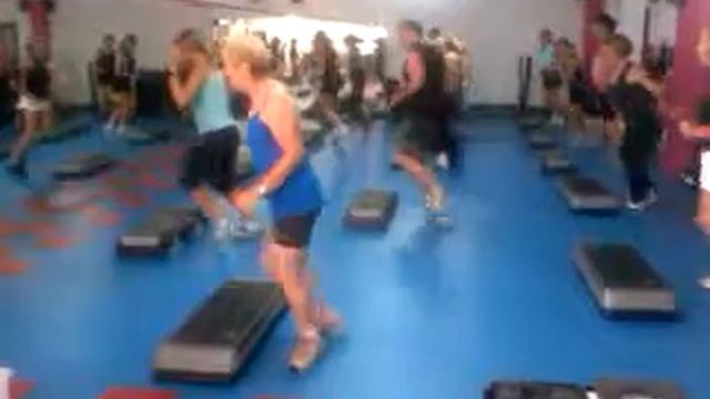 Alisons Wednesday step class at indigo gym смотреть онлайн