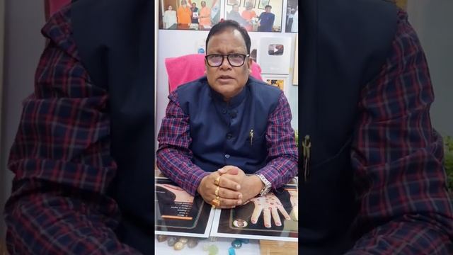 Cholesterol के मरीज़ हो जाएं खुश ये पत्ता अमृत की तरह काम करता है #health #acupressure #shortsvideo смотреть онлайн