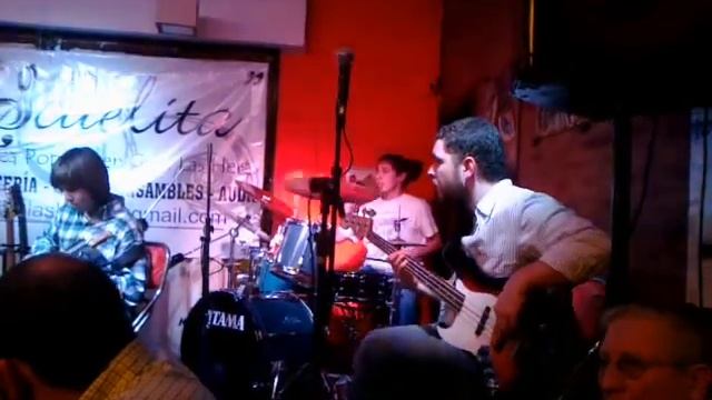 Muestra "La Escuelita" de música..Cocain Eric-Clapton 11.07.2013 смотреть онлайн