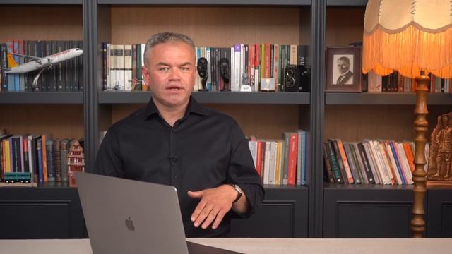 Gurbetçilerin Türkiye'ye ne katkısı var? Gelin anlatayım - Oktan Erdikmen смотреть онлайн