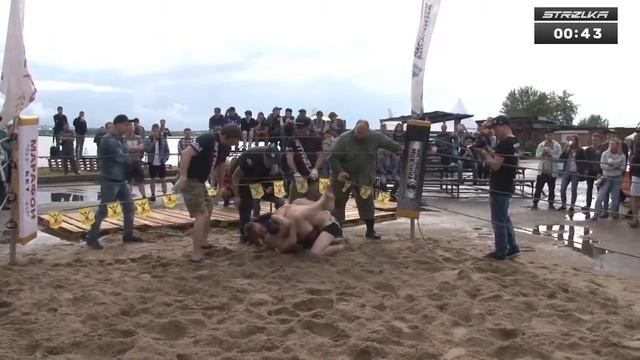 Десантник против тренированного бойца без правил смотреть онлайн