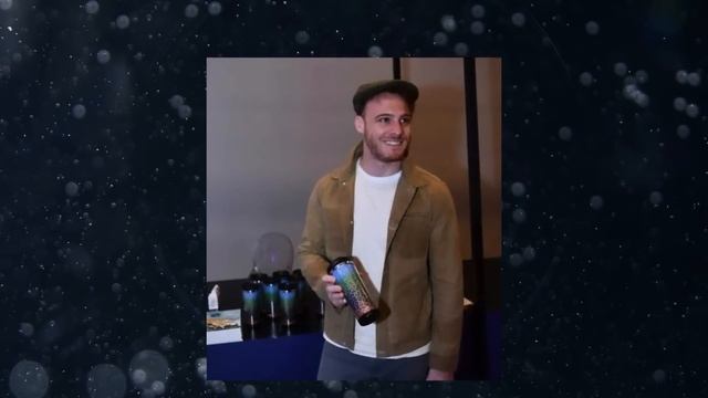 Hande and Kerem are spending a happy and funny moments! See what is the reason! смотреть онлайн