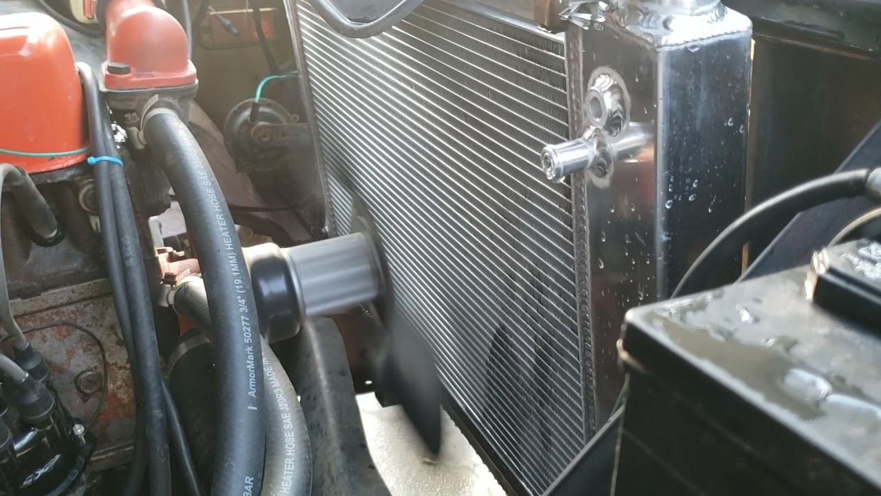 Aluminum racing radiator in front of a 250 6? Absolutely! смотреть онлайн