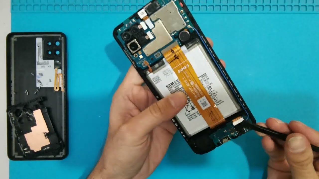 Замена дисплейя Samsung a12, Display replacement Samsung a12🤓 смотреть онлайн
