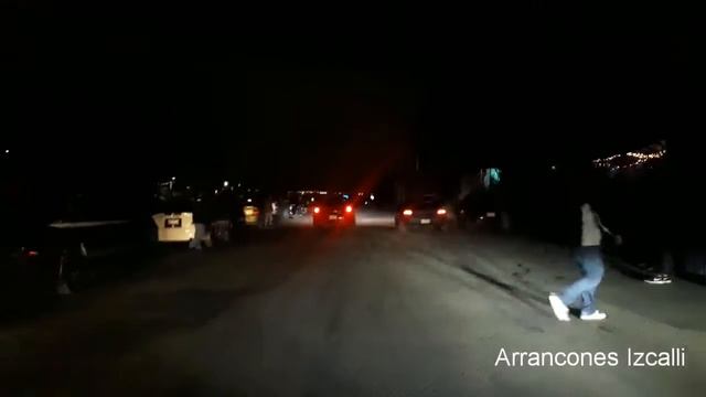 Neon SRT4 vs Stratus 🐢 Arrancones Izcalli смотреть онлайн