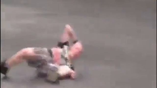 Поскользнулся / Slipped смотреть онлайн