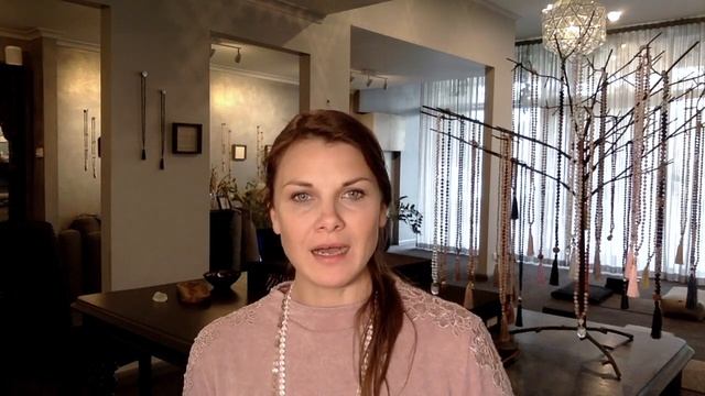 RUDRAKSHA Mala Significance and why so many cultures use a Rosary or Prayer Beads смотреть онлайн