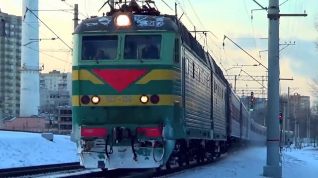 ЧС7-109 с поездом №132 "Москва – Орск" смотреть онлайн