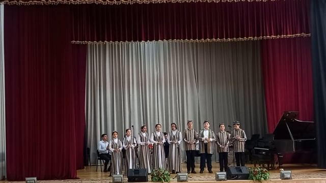 Рост макомидан "Сокийномаи Савти калон" смотреть онлайн