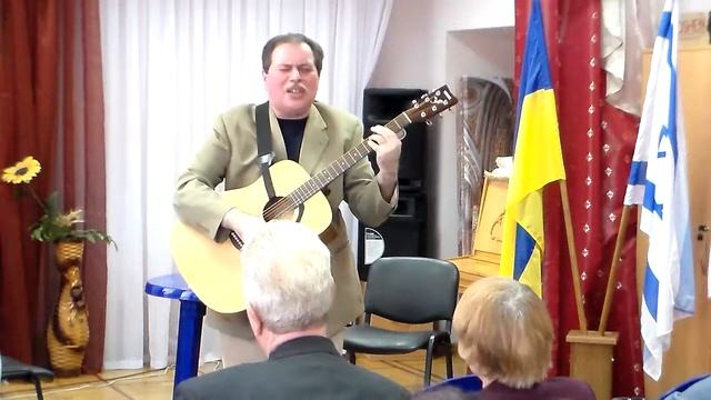 Эмиль Крупник Бублички по-черновицки (киевский "Хесед", 2.04.2015) смотреть онлайн