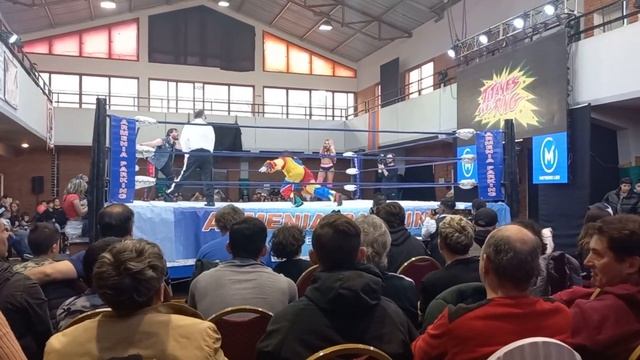 (VJPC 10 13 TR VX) Titanes en el Ring. Pepino el payaso. Súper Pibe vs Rob Jackson. Kala Zephyr смотреть онлайн