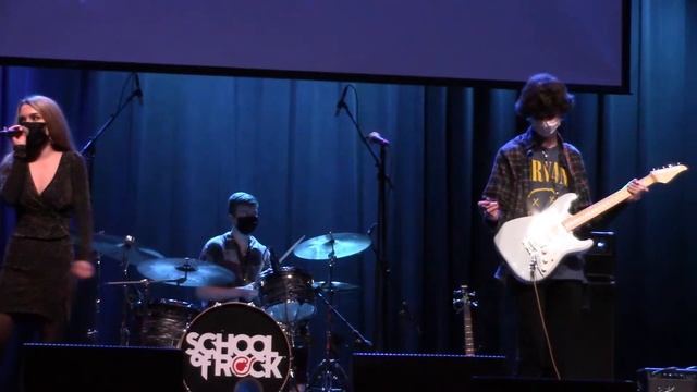 Black Dog by Led Zeppelin - 12/12/2020 - Guitar Gods смотреть онлайн