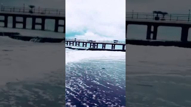 Как хорошо походить по берегу моря,прогулка была интересная 😊 смотреть онлайн