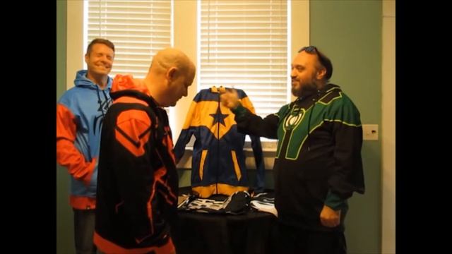 Random Reviews: Drunk Munk Hoodies смотреть онлайн