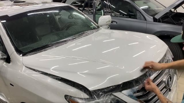 Технология оклейки капота полиуретаном, тянем 4 угла смотреть онлайн