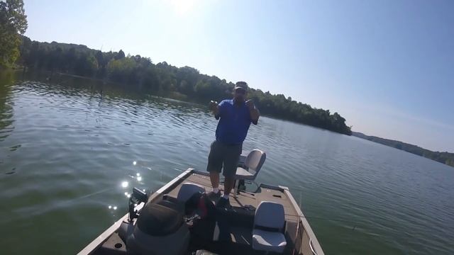 Catfishing Patoka Lake смотреть онлайн