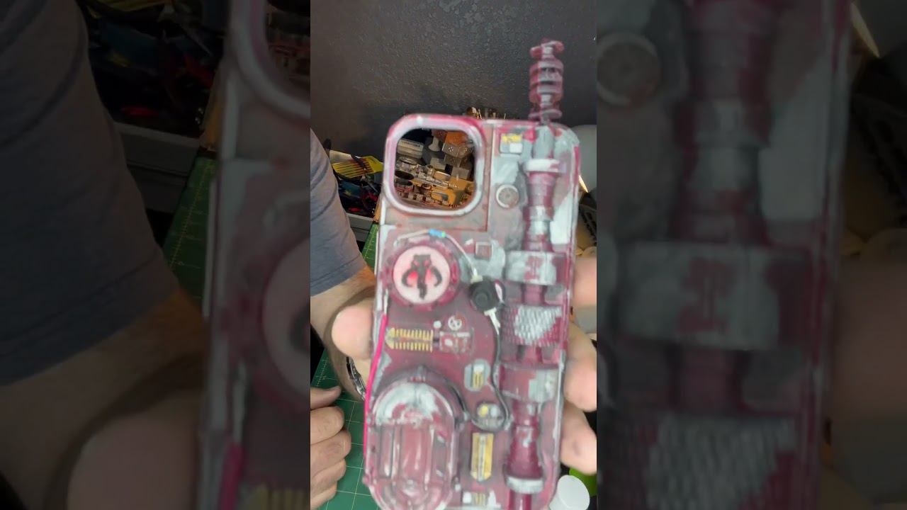 Datapad case for iPhone 13 смотреть онлайн