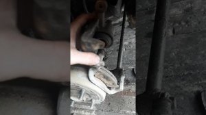 почему клинят тормозные колодки