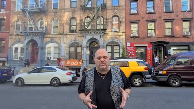 Visiting the inspiration for Led Zeppelin's Physical Graffiti смотреть онлайн