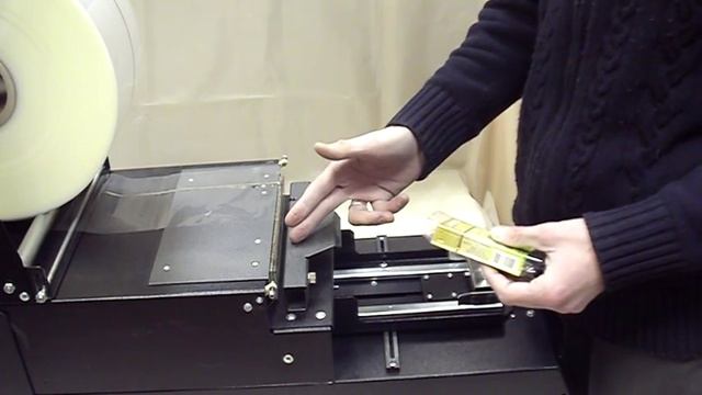 Katyusha PA-500 Semi-automatic Wrapping Machine