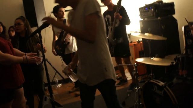 Town Destroyer live @ Clinic Farewell смотреть онлайн