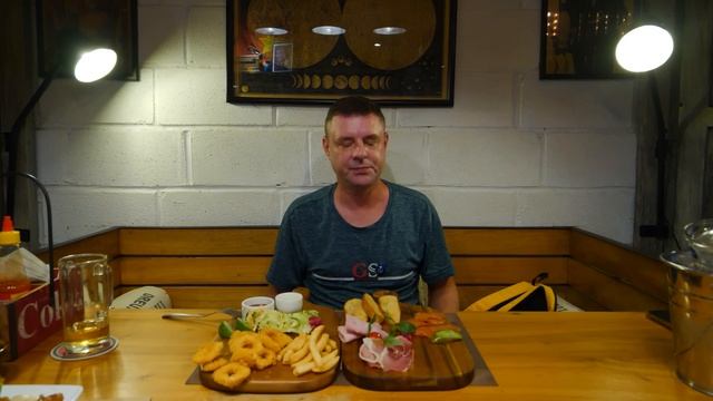 Обзор Beertown. Как они выжили?! смотреть онлайн