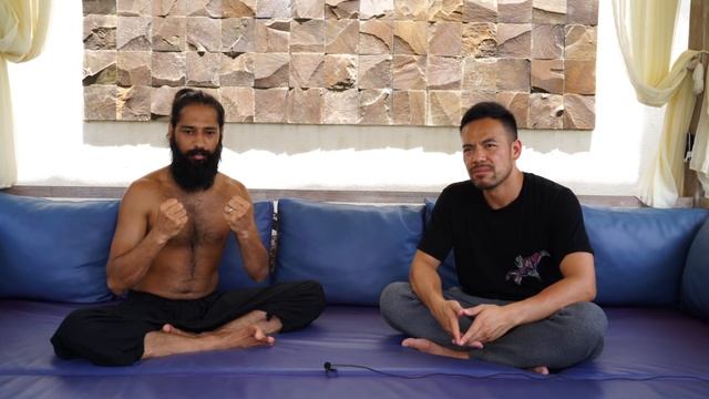 Himalayan Yogi Reveals The Supernatural Powers of Water | Law of Attraction Secrets [MUST WATCH!] смотреть онлайн