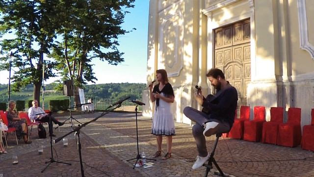 "Resposta ao Tempo" in Monferrato, Italia - Priscila Ribas & Paulo Zannol смотреть онлайн