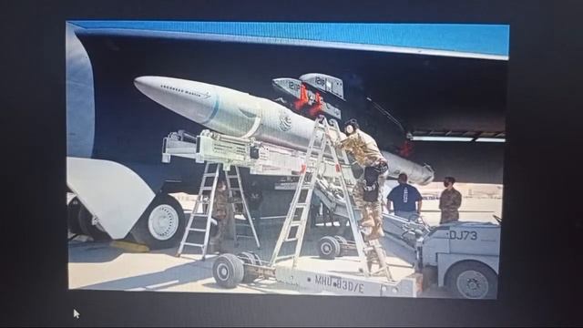 PENTAGON: America Esaba Buyambi Ku Hypersonic Missiles Zaayo смотреть онлайн