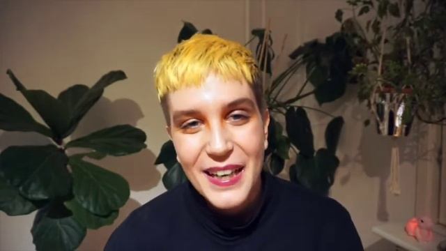 STARTING HORMONES!?!? | femmefag chit-chat on HRT and testo смотреть онлайн