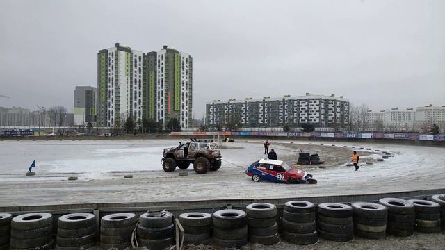Тащит после поломки («Горячий лед-2018») смотреть онлайн