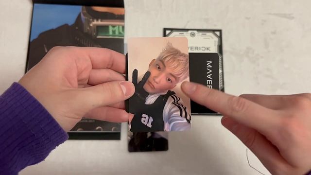 Распаковка альбома The boyz MaVeRicK🕸️(doom и story book ver.) смотреть онлайн