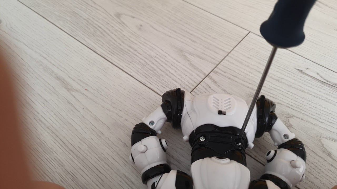 Отсек для батареек Мини Робосапиен!🤖 смотреть онлайн