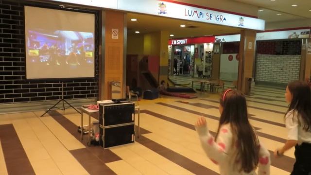 Xbox360 kinetic sportske igrice od 16 do 20h 1 Roda Centar Šabac смотреть онлайн