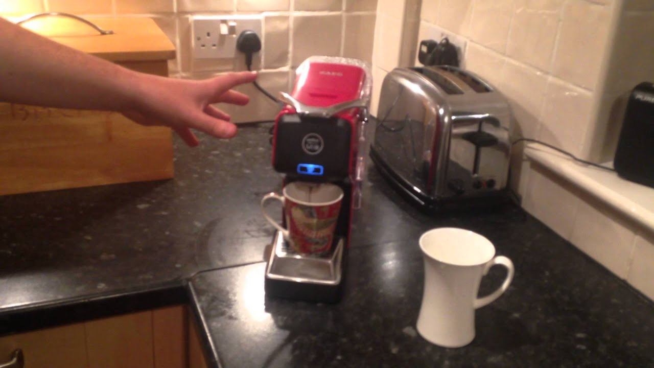 AEG LM3100RE-U Pod Coffee Machine in Red review for AO.com смотреть онлайн