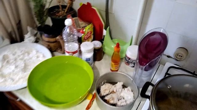 ЖАРИМ КРЫЛЬЯ КАК В KFC C ДРУГОМ ( ВЕСЕЛЫЙ ВЫПУСК ) смотреть онлайн