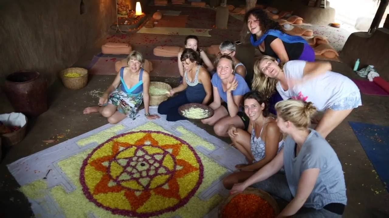 Highlight from Yoga retreat, Goa 2016 - Ashley Bond смотреть онлайн