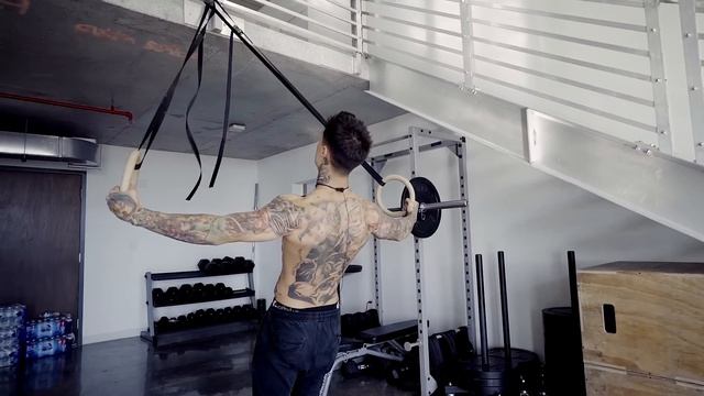 5 Best Exercises For Rear Delts (No Weights Needed) смотреть онлайн