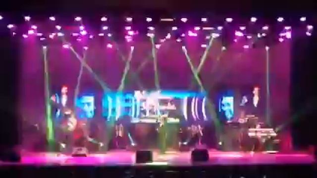 #desmon de silva #concert #bmich #LED Walls #Lighting #Cool tempo смотреть онлайн