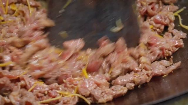 Welcome the Spring Festival with the Annual Pig Feast, a Symbol of Harvest and Reunion | Part1【滇西小哥】 смотреть онлайн