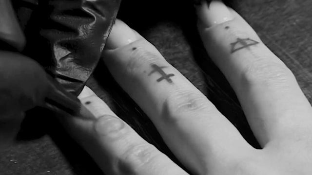 Sony VX 2100 + HVR MRC 1 - BW