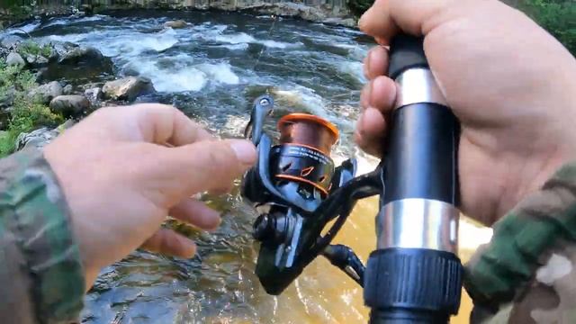 Походная рыбалка на реке, порог Щеки. смотреть онлайн